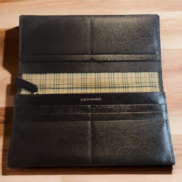 BURBERRY Black Leather Wallet In EUC with COA - Picture 6 of 13